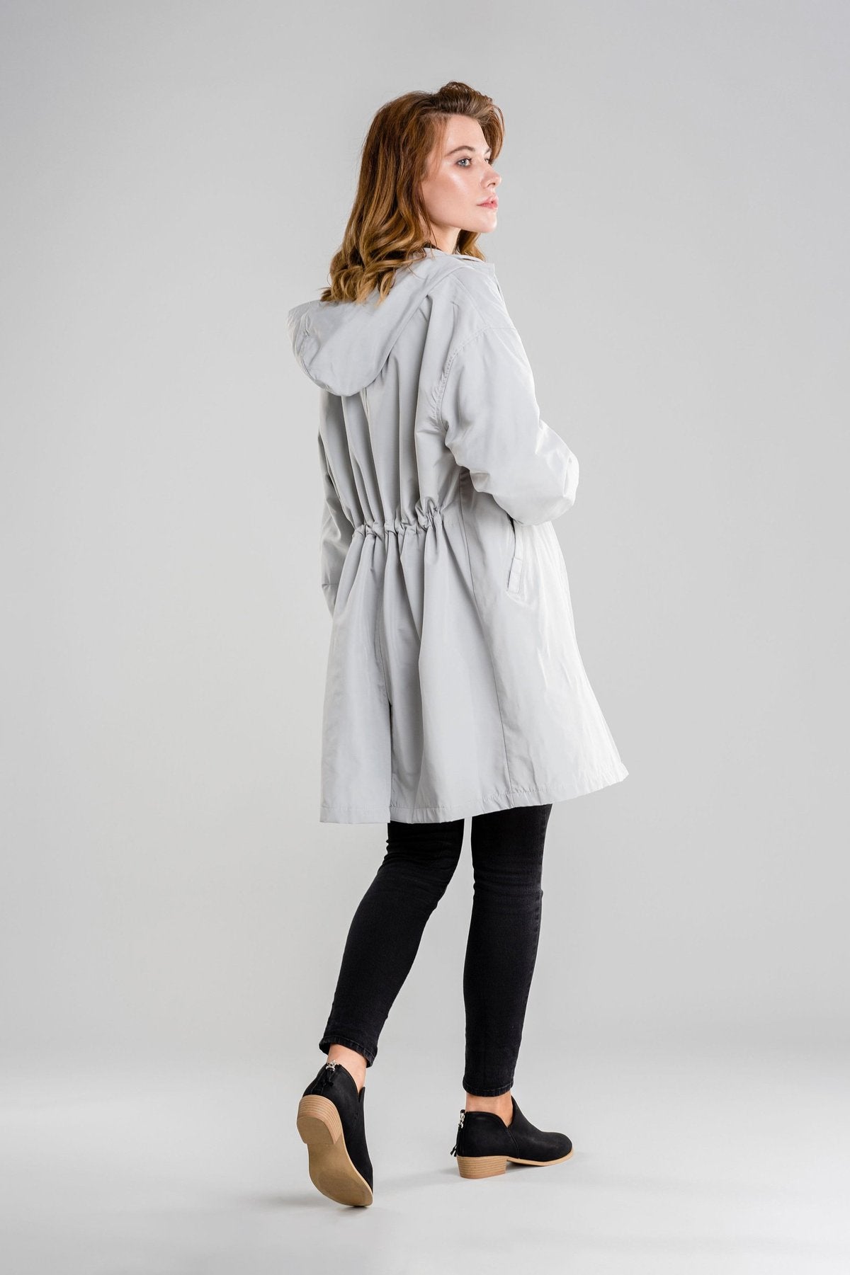 Veste de Pluie Chic Imperméable Coupe-Vent Oversized avec Capuche pour les Femmes | Idéal pour l'hiver